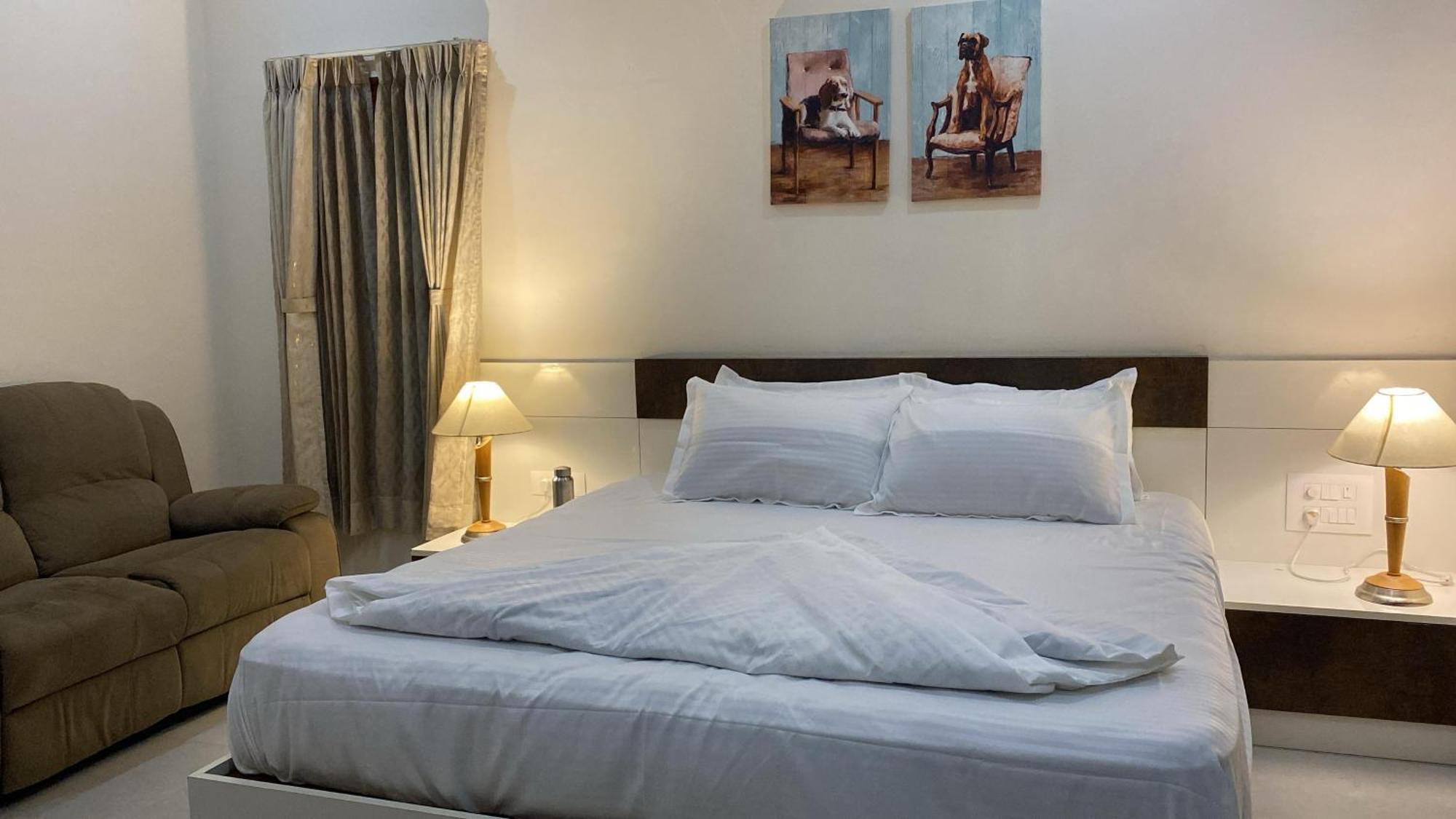 Gatsby Grandeur Luxury Villa Bangalore Esterno foto