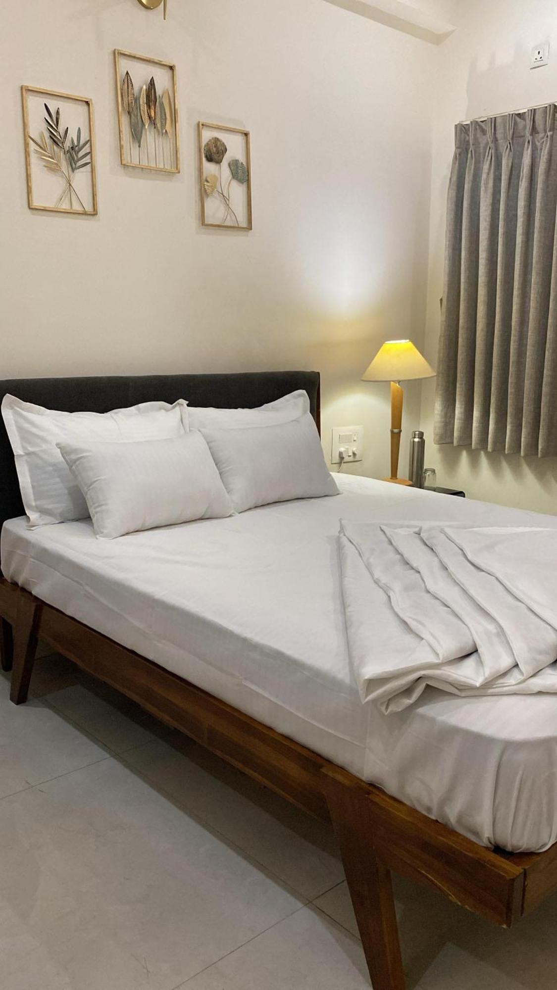 Gatsby Grandeur Luxury Villa Bangalore Esterno foto